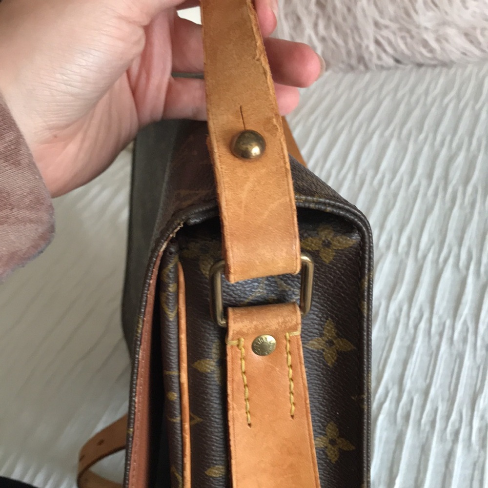 Louis Vuitton Cartouchiere - Picture 9 of 16